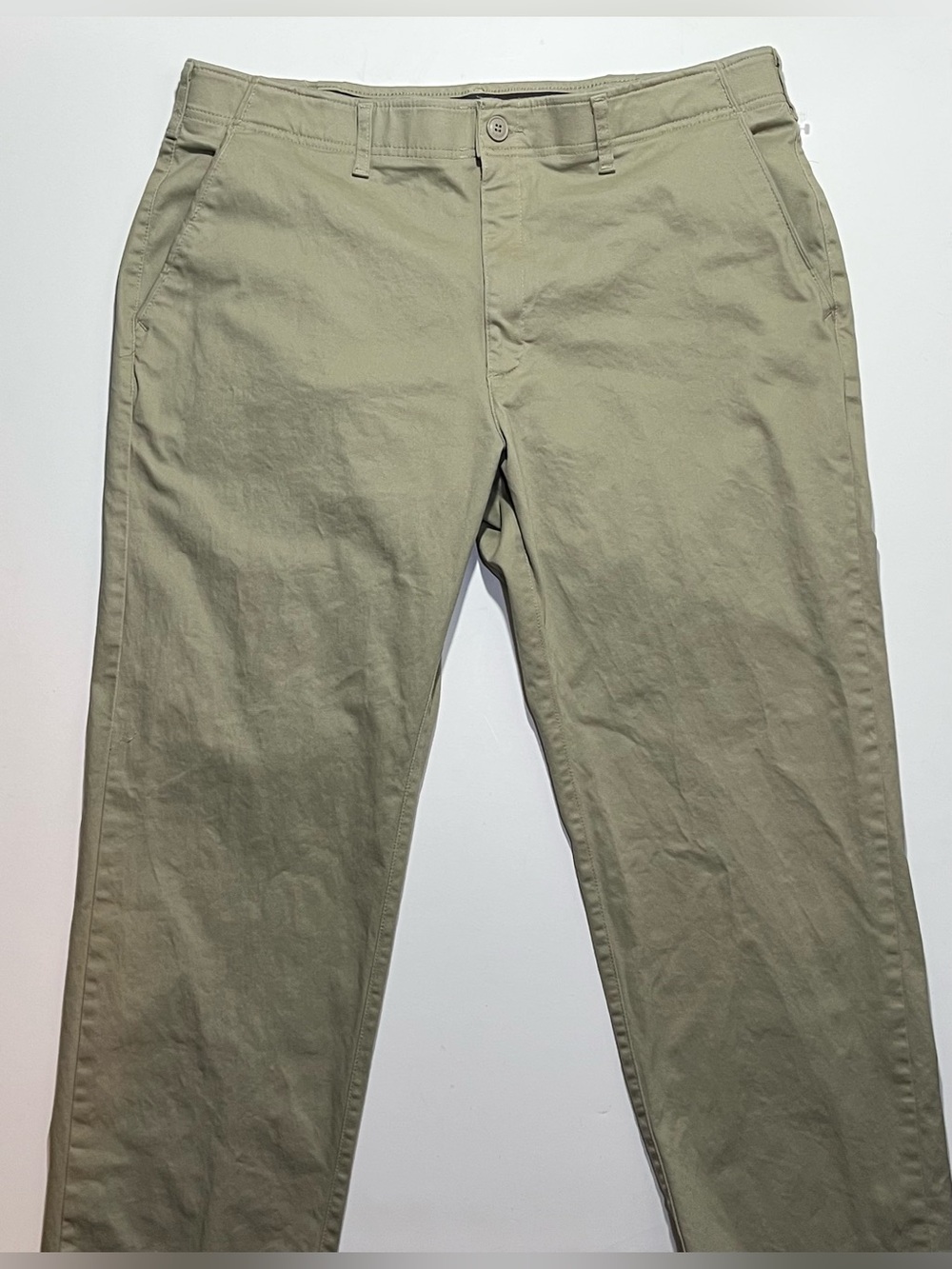 Men’s Lee Extreme Comfort Straight Fit Khaki Chino Pants, 40x32